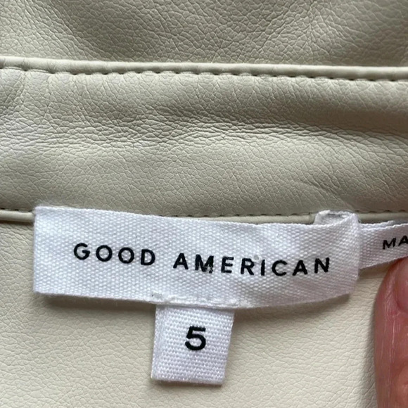 Good American Resort Faux Leather Short Sleeve Button-Up Shirt Bone Women’s 2X - Picture 4 of 13